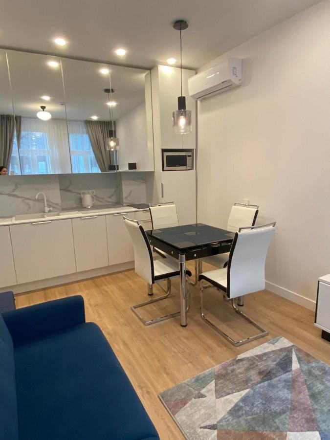 Moder Chic Apartment In Center-Prime Rentals Kaunas Kültér fotó